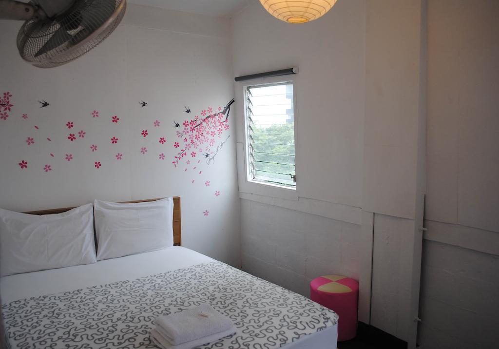 Pink Guest House Banguecoque Exterior foto