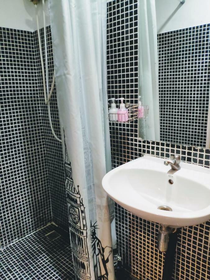 Pink Guest House Banguecoque Exterior foto